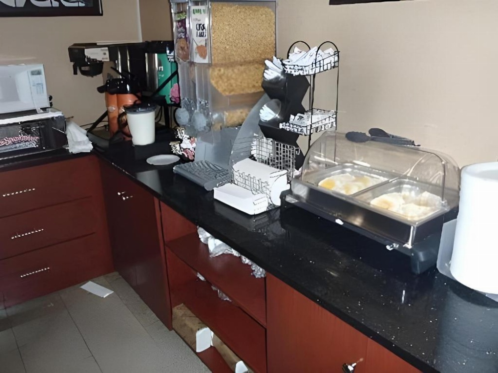 Days Inn by Wyndham Long Island City